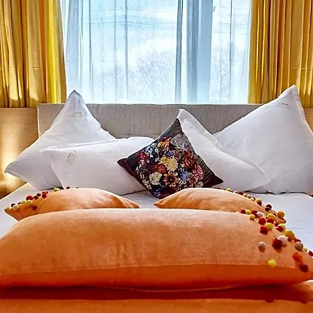 Apartahotel Madagascar Boutik Cytadell 4*